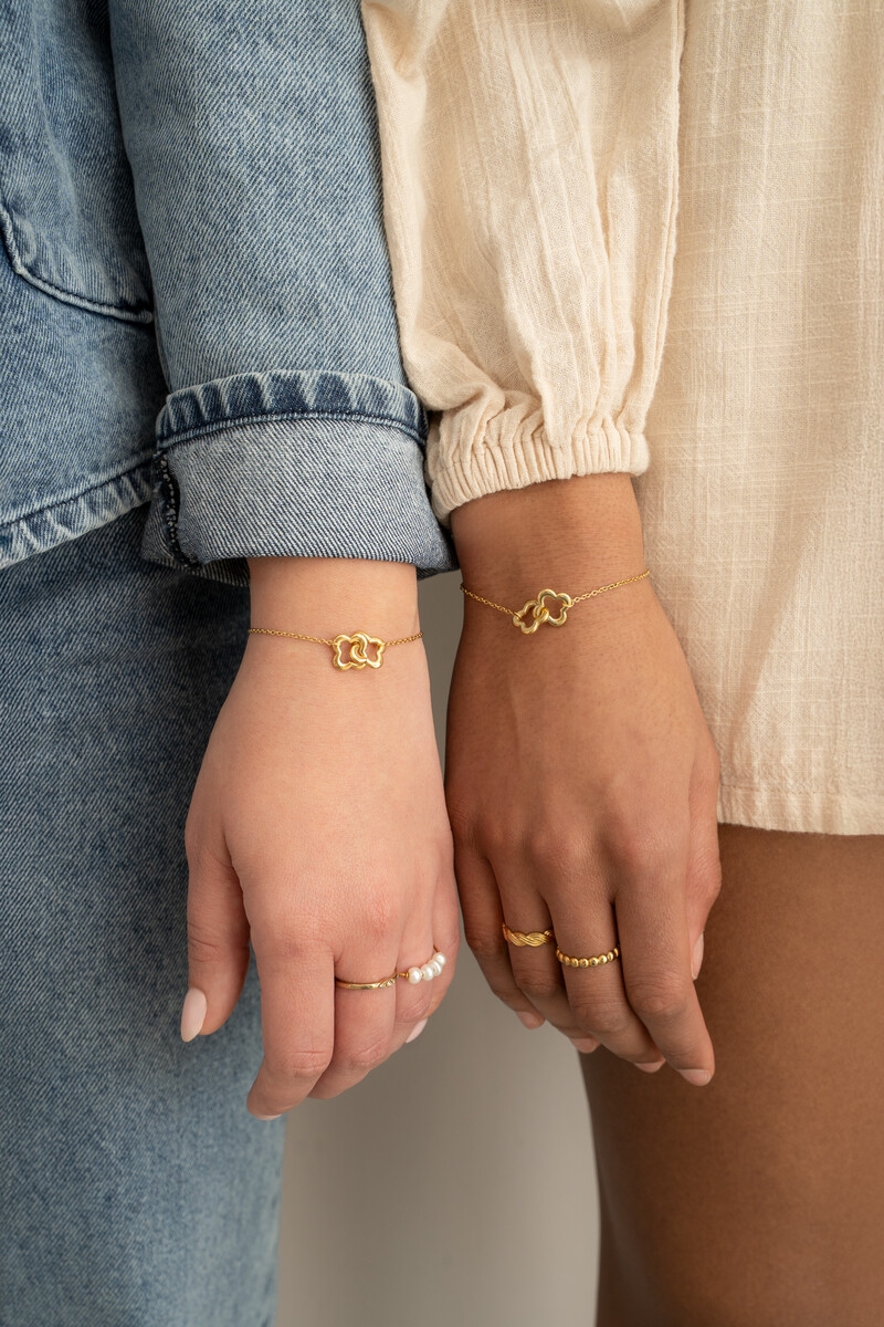 FOREVER CONNECTED KLAVER ARMBAND GOUD