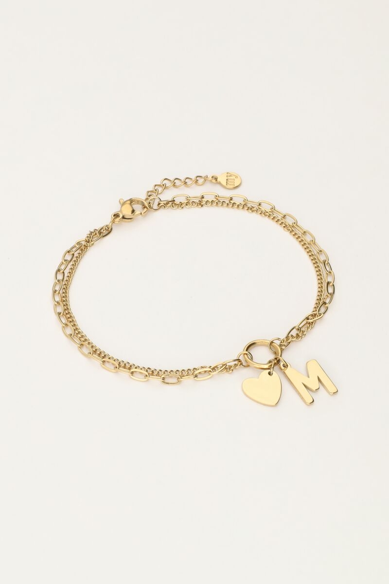 INITIAL DUBBELE ARMBAND MET HARTJE