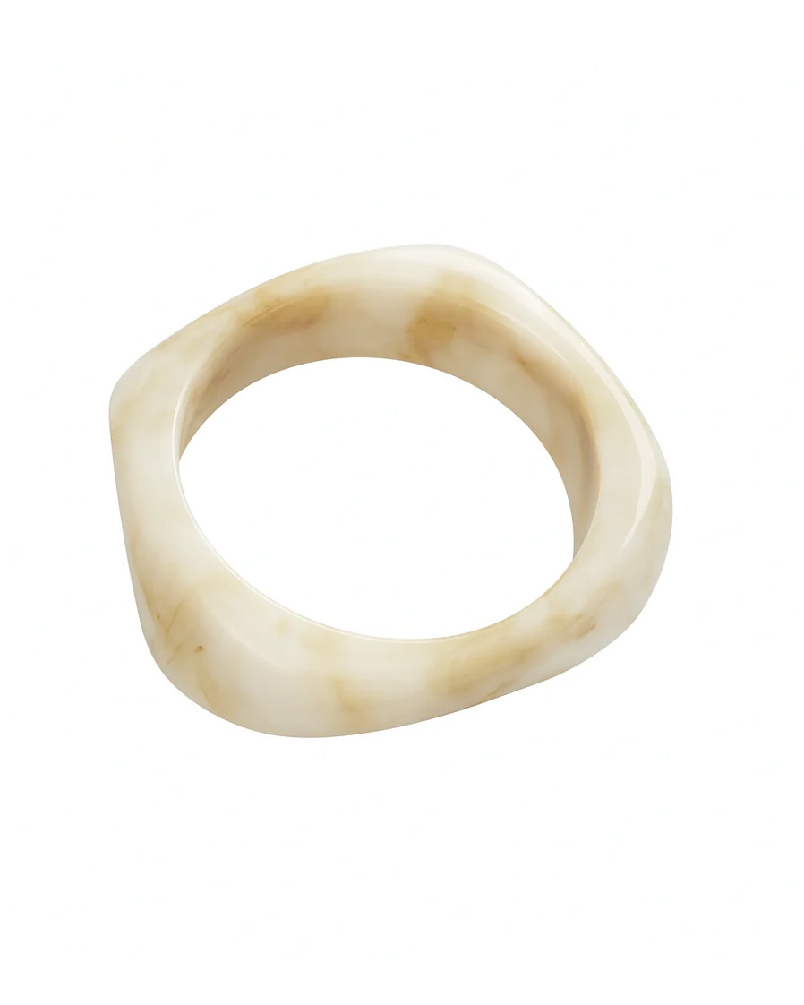 RESIN BANGLE ECRU