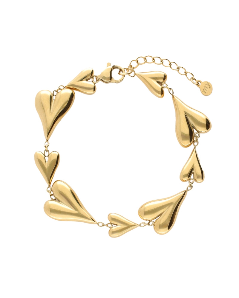 ARMBAND MET KLEINE EN GROTE HARTJES