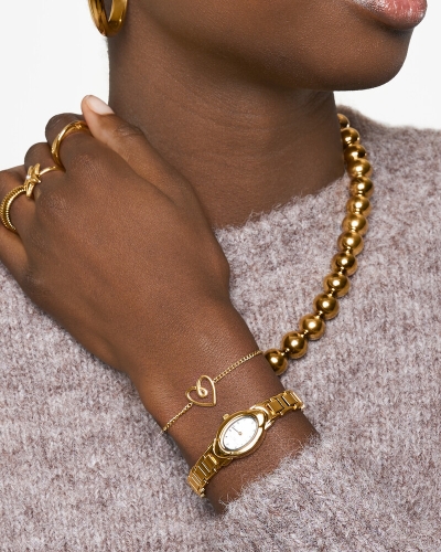 ARMBAND MET VERBONDEN HARTJE