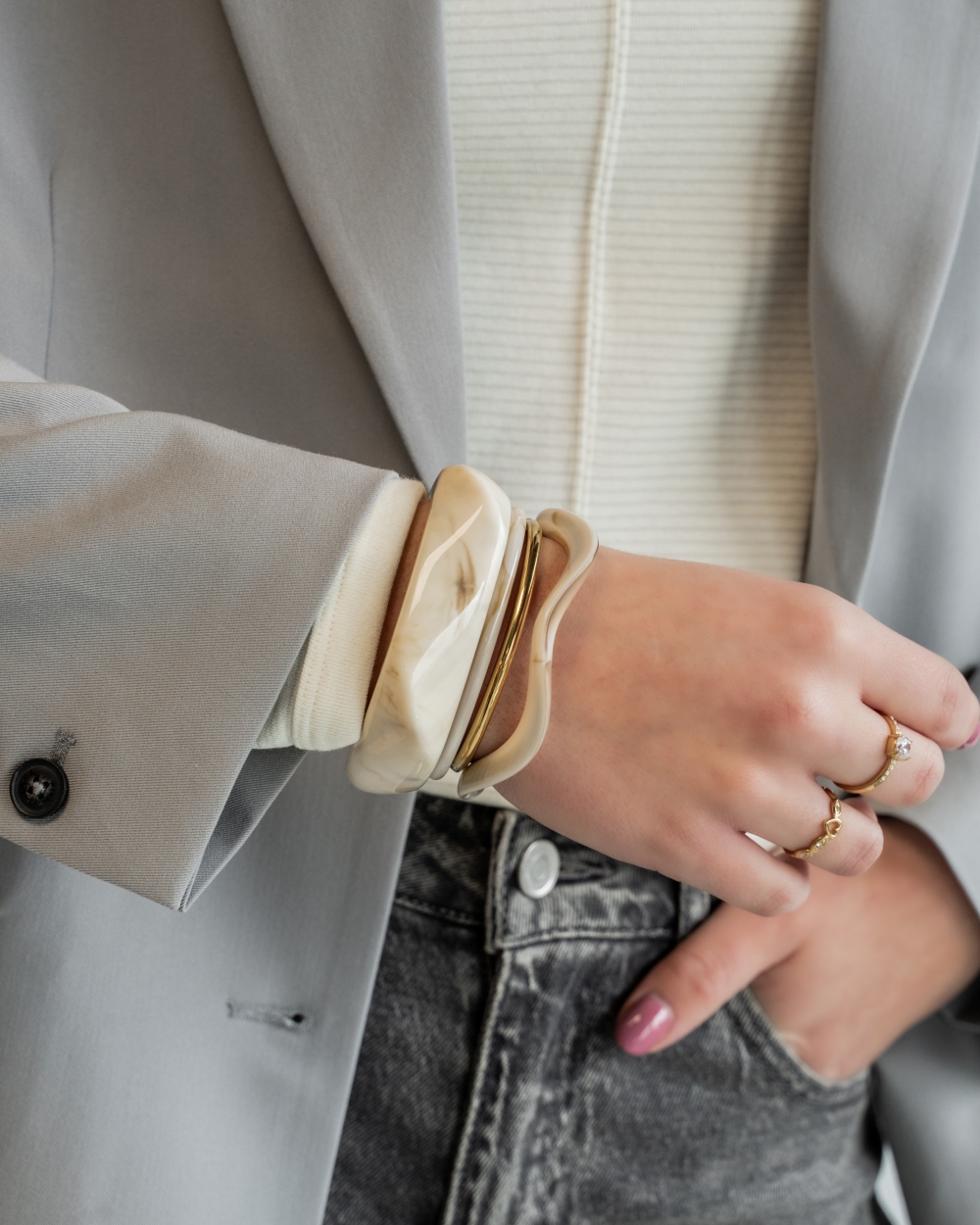 BANGLE BEIGE