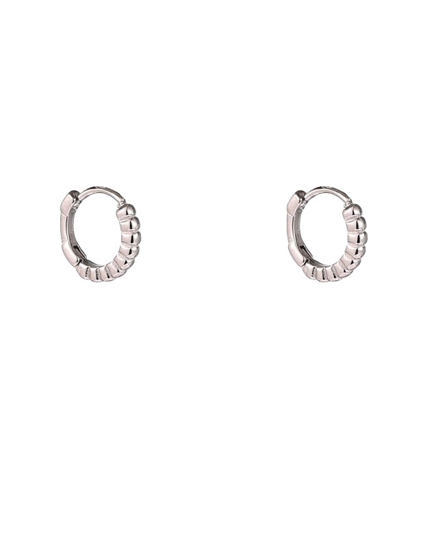 KLEINE GERIBBELDE OORRINGEN ZILVER