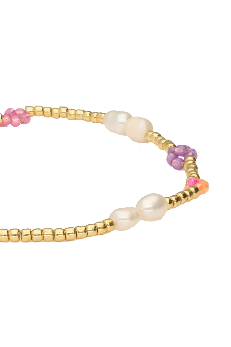 BOTANICAL ELASTIEKEN ARMBAND MET BLOEMEN GOUD