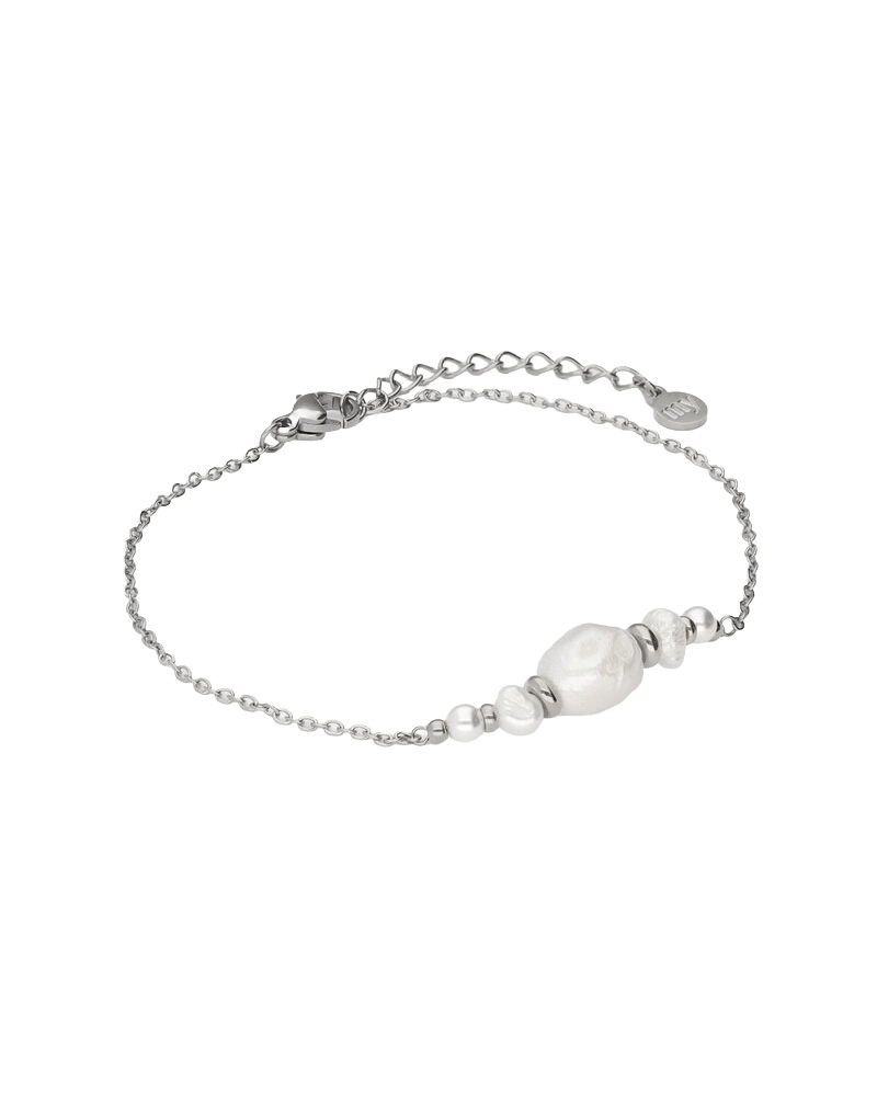 ARMBAND MET NATUURLIJKE PARELS EN KRALEN ZILVER