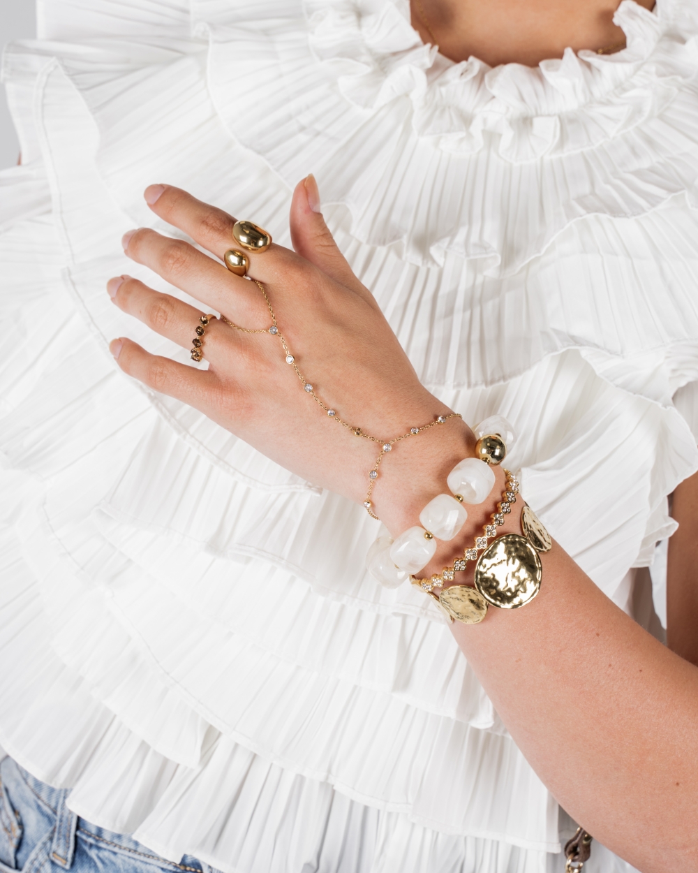 STATEMENT KRALENARMBAND WIT
