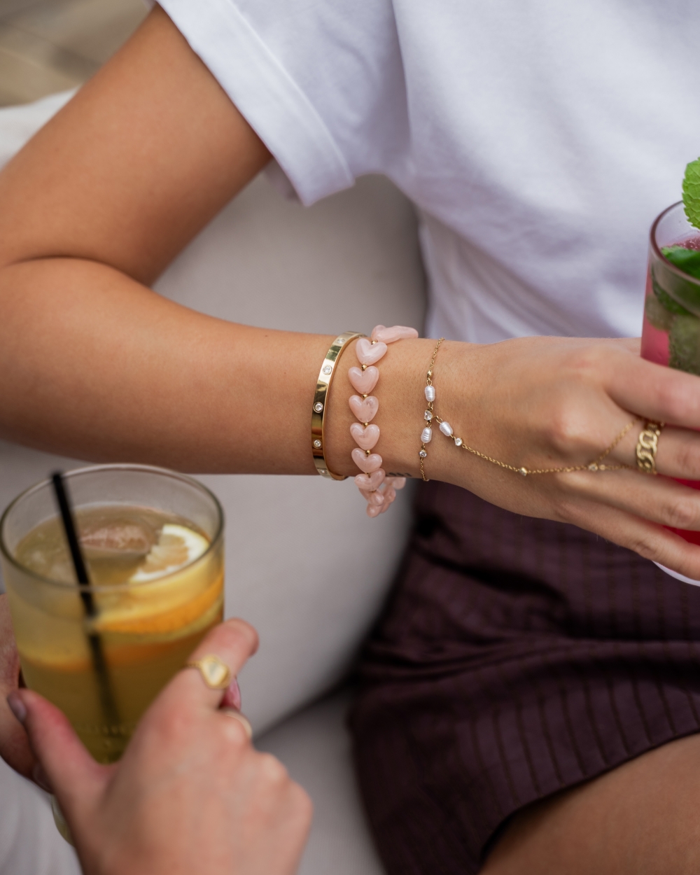 BANGLE MET STRASS GOUD