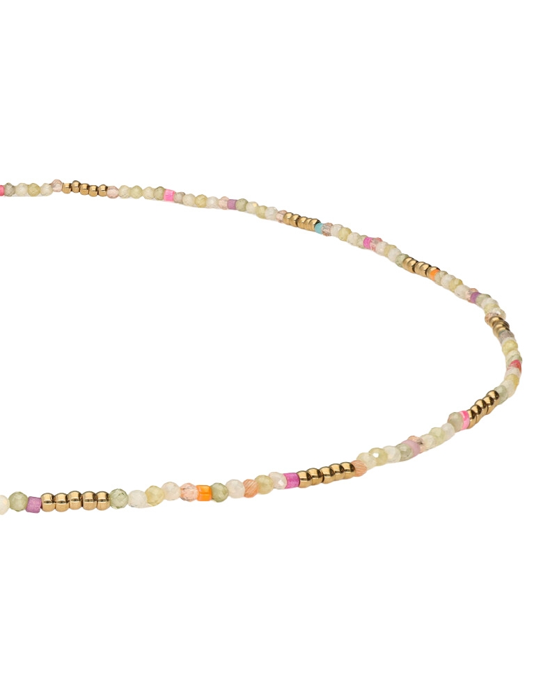 BOTANICAL KETTING MET GROENE KRALEN GOUD