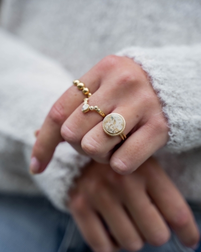 Gossip RING V BEIGE STEEN