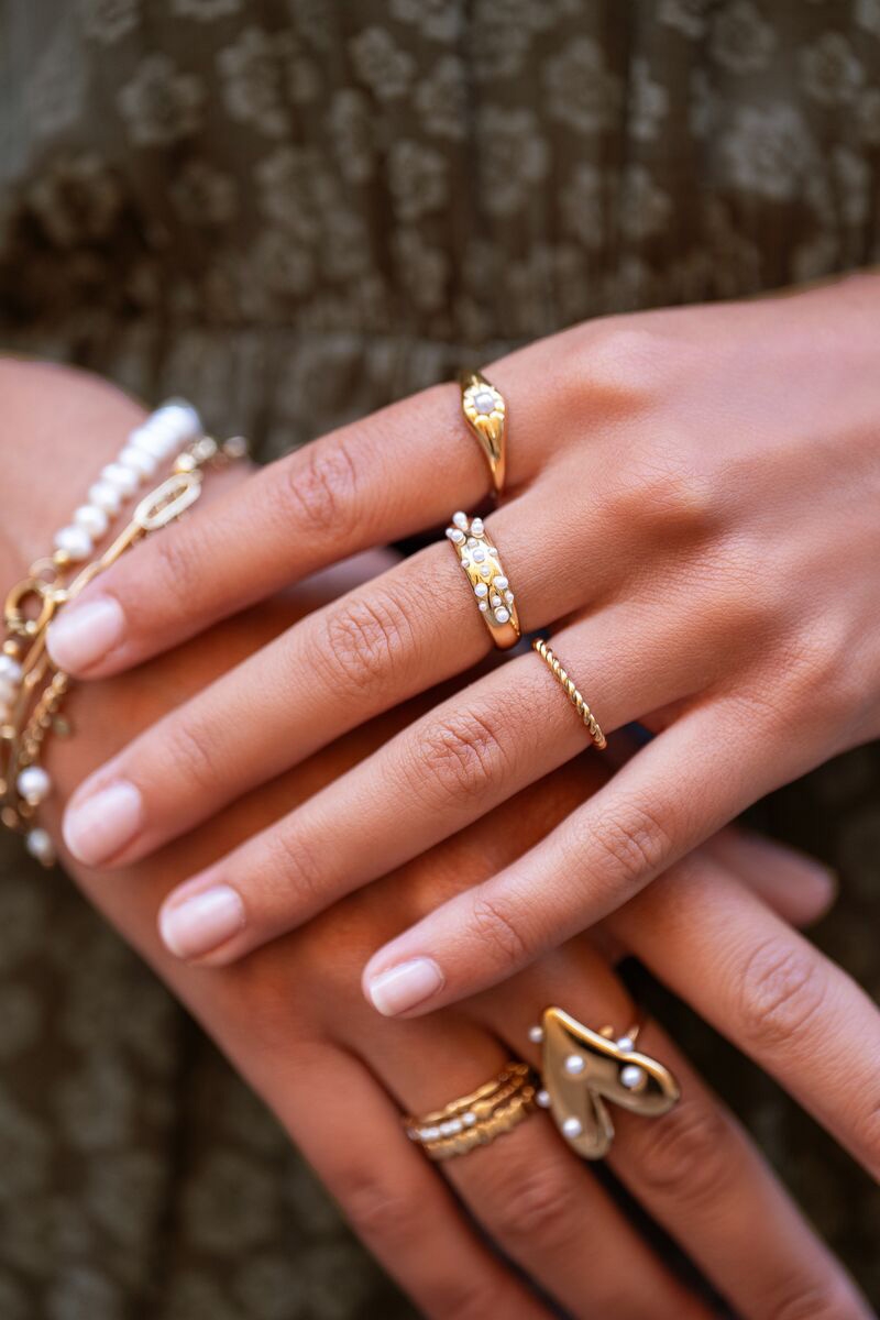 RING MET PARELS GOUD