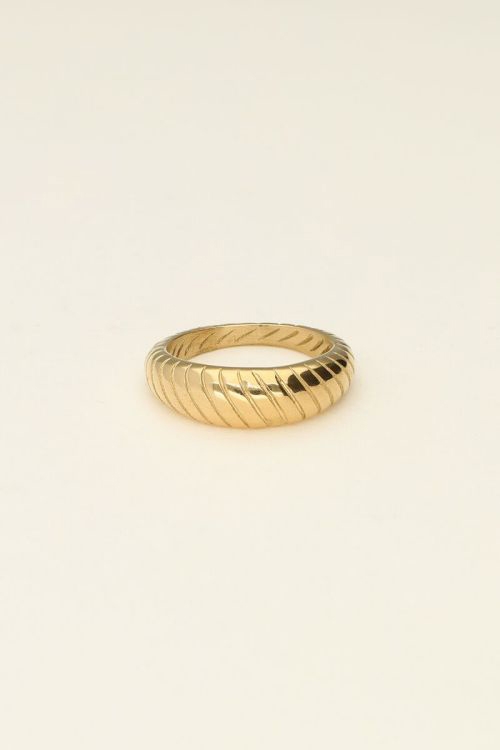 RING MET RIBBELS GOUD