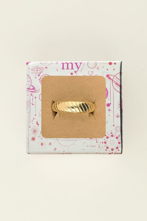 RING MET RIBBELS GOUD