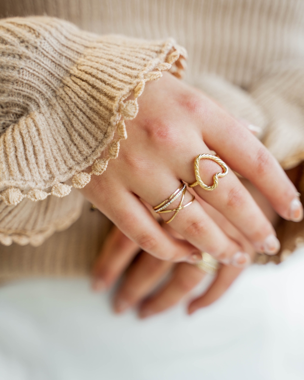 RING RELIEF OPEN HART