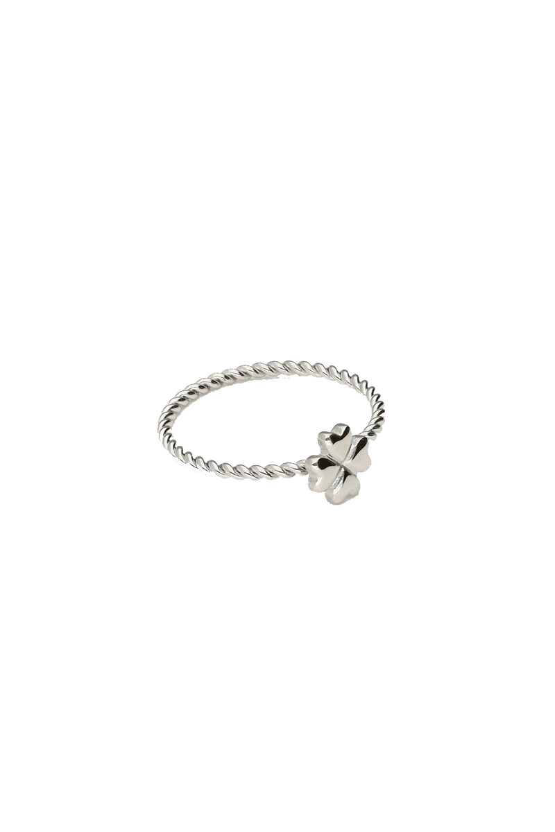 GEDRAAIDE RING MET KLAVER ZILVER