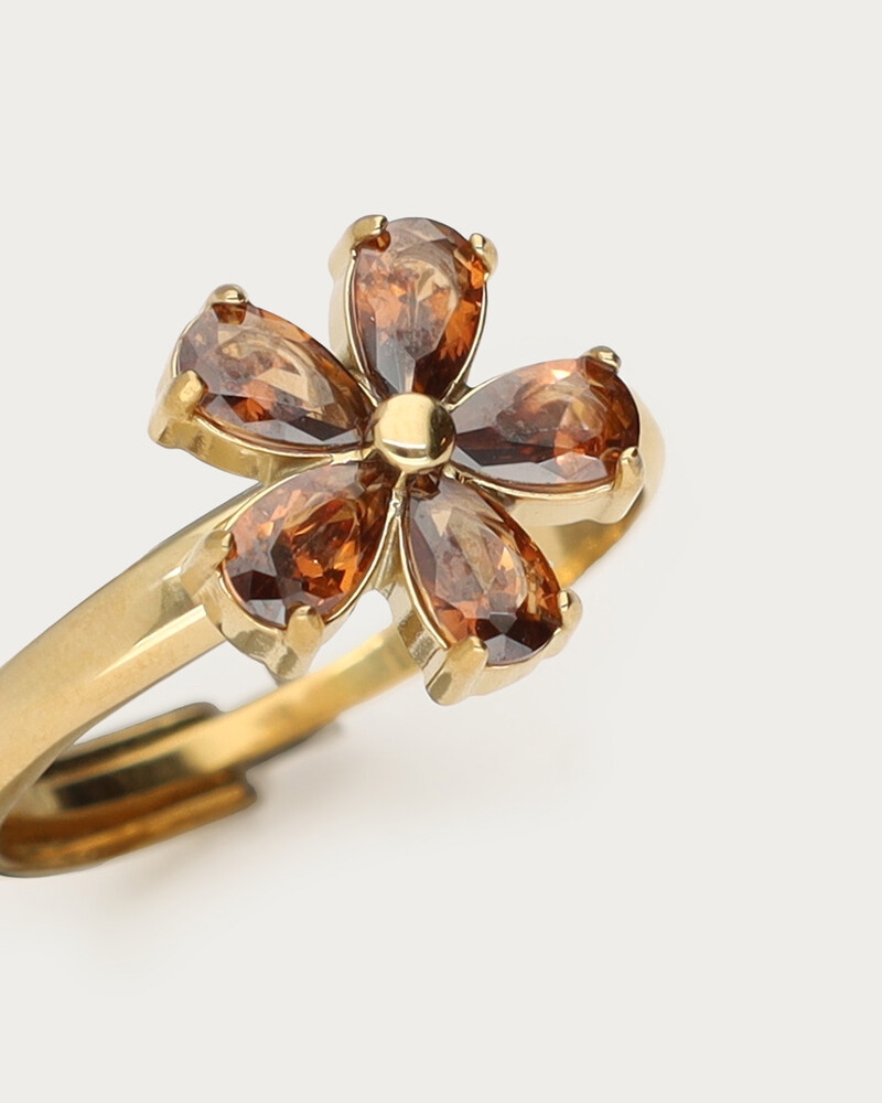 RING MET BRUINE STRASS BLOEM