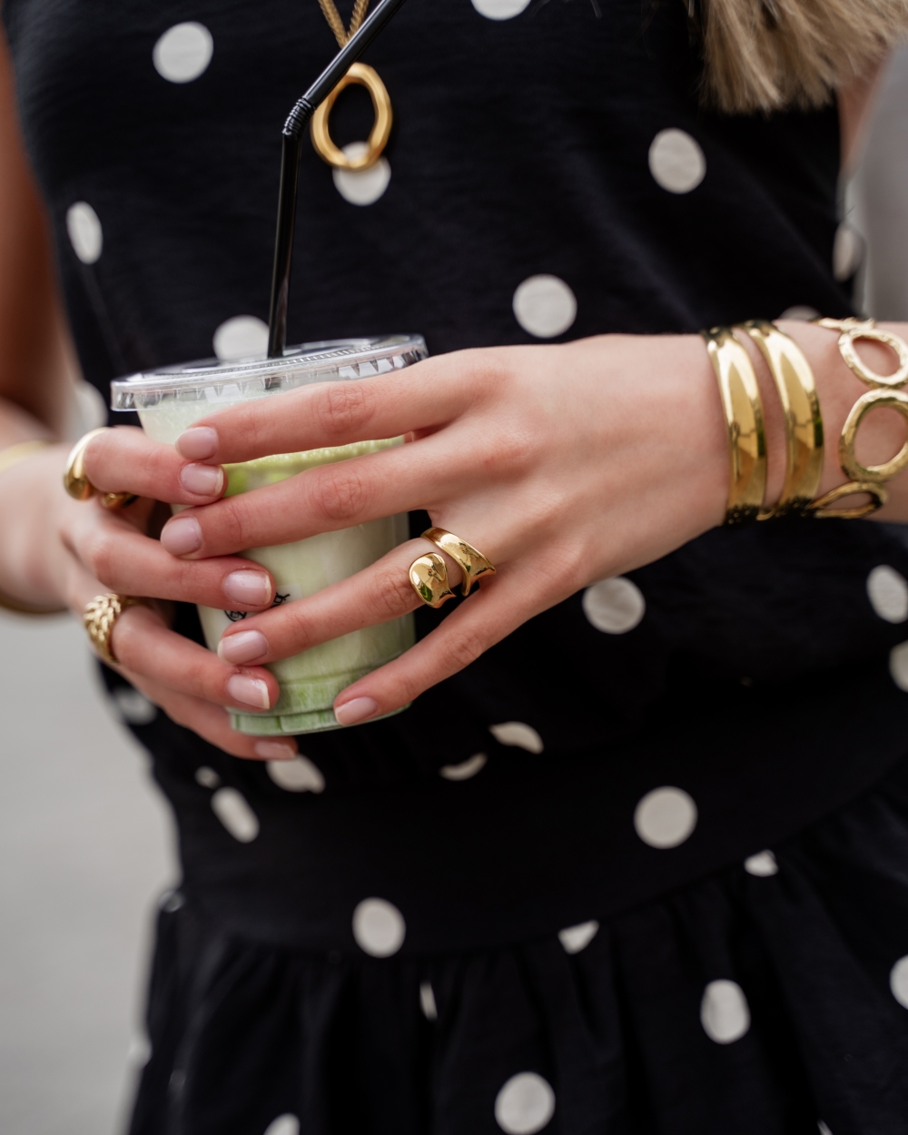 BOLD RING GEDRAAID GOUD