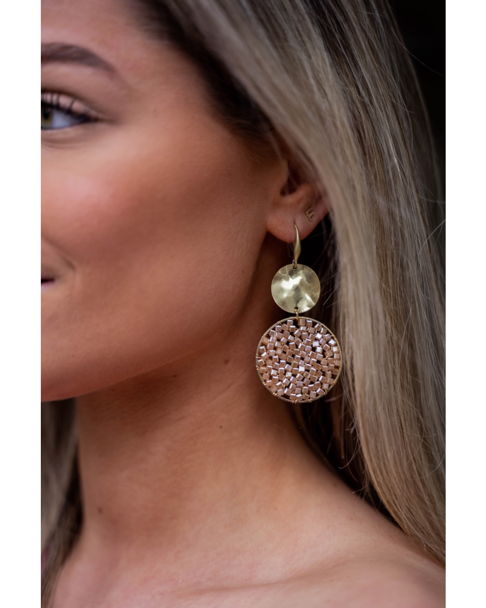 STATEMENT OORBELLEN SOPHIE BEIGE