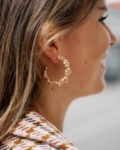 Gossip RONDE OORBELLEN MET KRALEN BEIGE