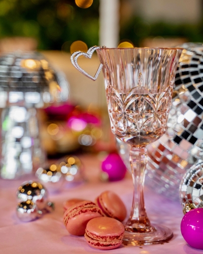 OORSTEKER HART MET STRASS ZILVER