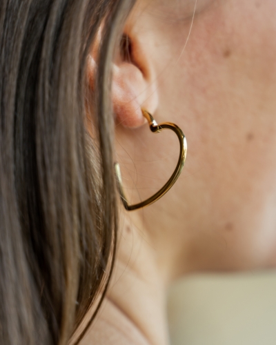 Gossip HALVE HART OORBELLEN GOUD