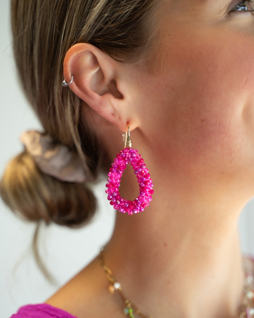 DRUPPEL MIX OORBELLEN FUCHSIA