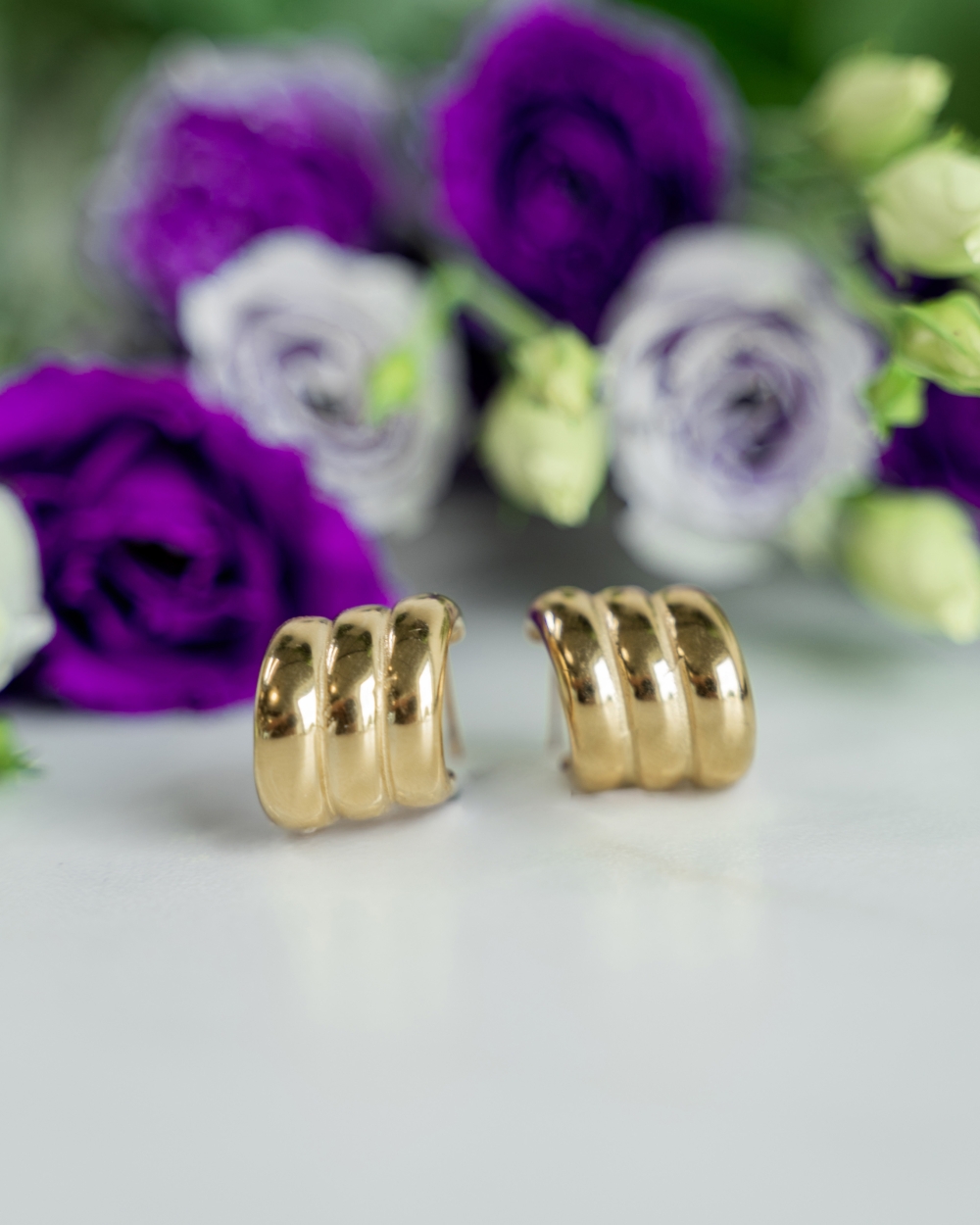 ICONIC OORSTEKERS GOUD