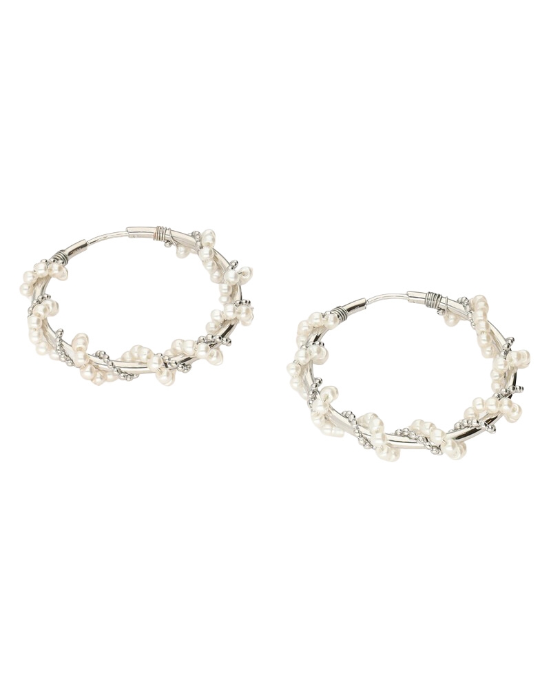 STATEMENT OORRINGEN MET IMITATIEPARELS SWIRL ZILVER