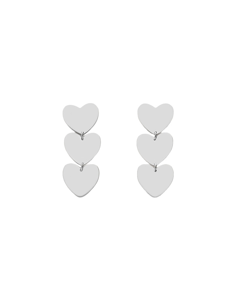 OORHANGERS MET DRIE HARTJES ZILVER