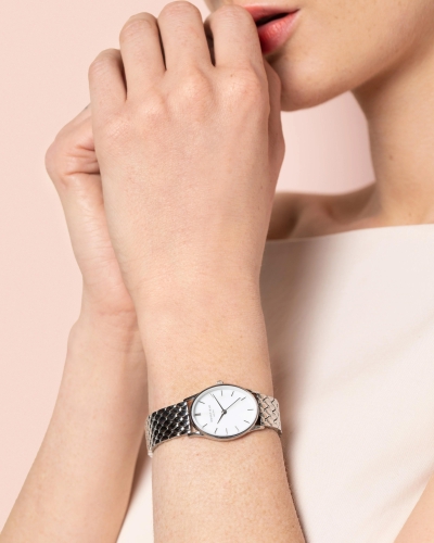 THE OVAL WHITE STEEL SILVER 