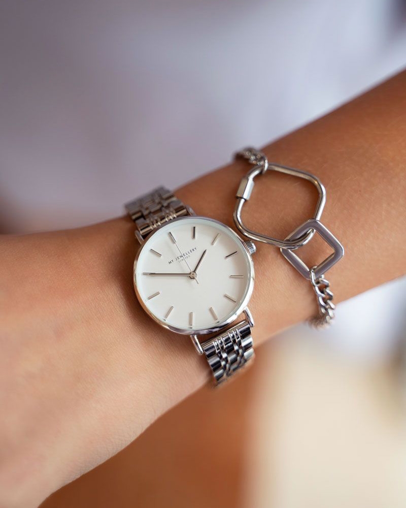 ROND ZILVER HORLOGE MET WITTE WIJZERPLAAT