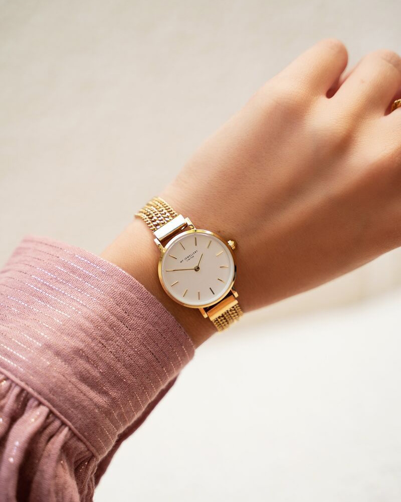 HORLOGE MET LOSSE SCHAKELKETTINGEN ZILVER