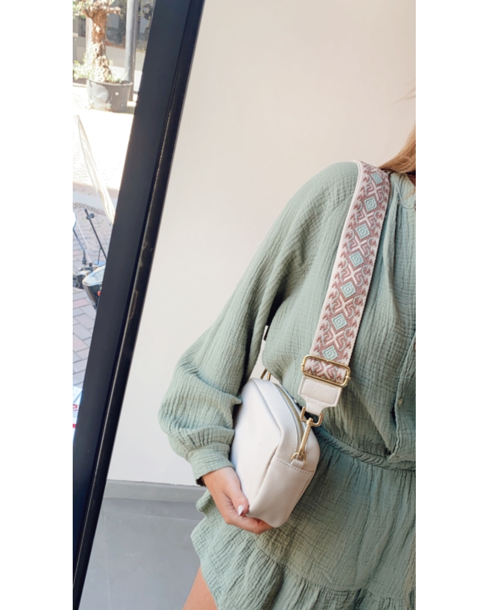 BAG STRAP MET PRINT GROEN BRUIN