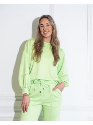 GOSSIP THE LABEL  GOSSIP THE LABEL }