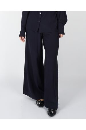 HARPER & YVE HARPER & YVE