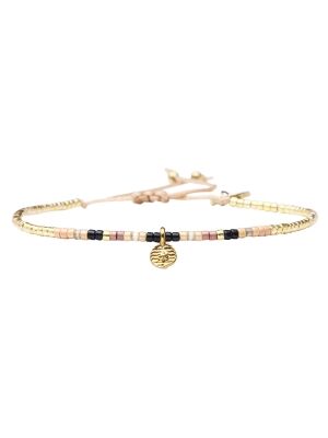 BELLE MAIS PAS QUE }