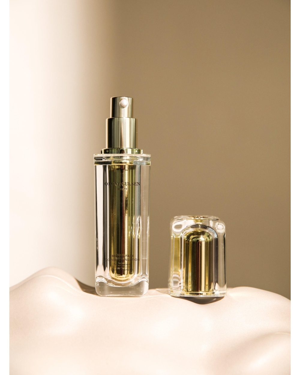 OGB - Olcay Gulsen Beauty MIRACLE CHANGING FOUNDATION 30ML Naturel