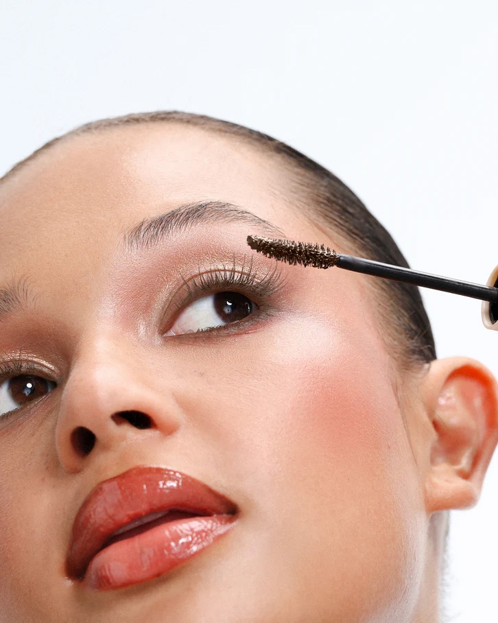 MAXIMUM VOLUME MASCARA BRUIN
